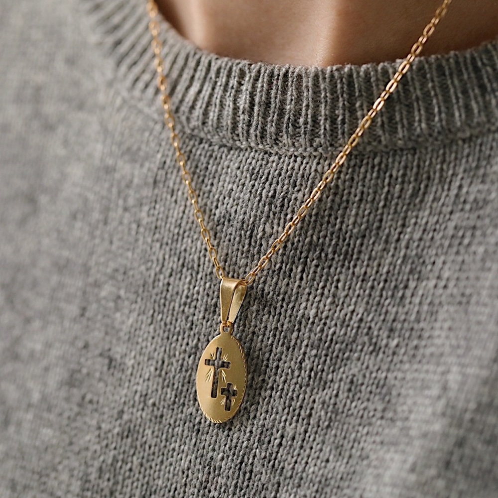 Dainty Cross Necklace | 18k Gold Filled